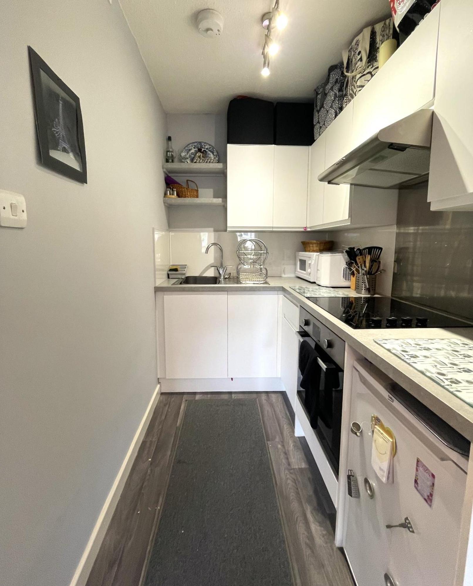 Snug Studio Apartment In Central Location Bristol Exterior photo